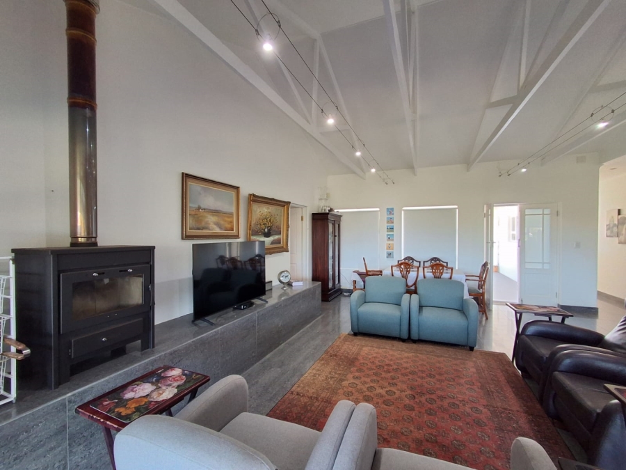 4 Bedroom Property for Sale in Stilbaai Wes Western Cape